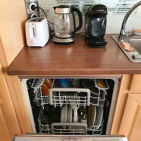 Renewed Spacious 35m2 In *